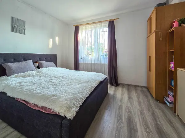 Eladó családi ház, Egyházasfalu 2 szoba 85 m² 40.9 M Ft