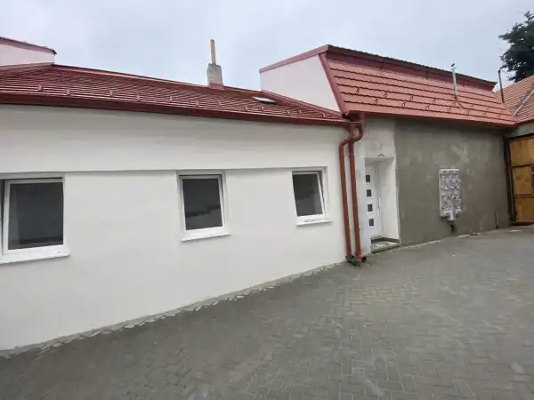 Eladó sorház, Sopron 2 szoba 52 m² 53.5 M Ft