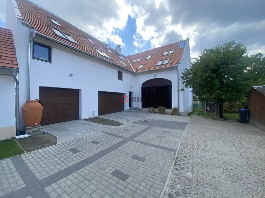 eladó új építésű téglalakás, Sopron
