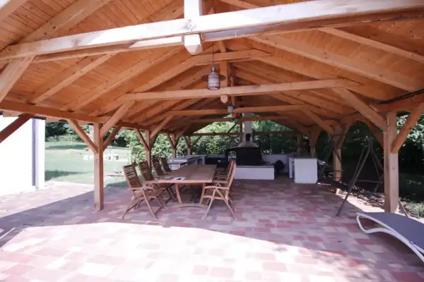 Eladó újszerű családi ház, Harka 4 szoba 160 m² 480 M Ft